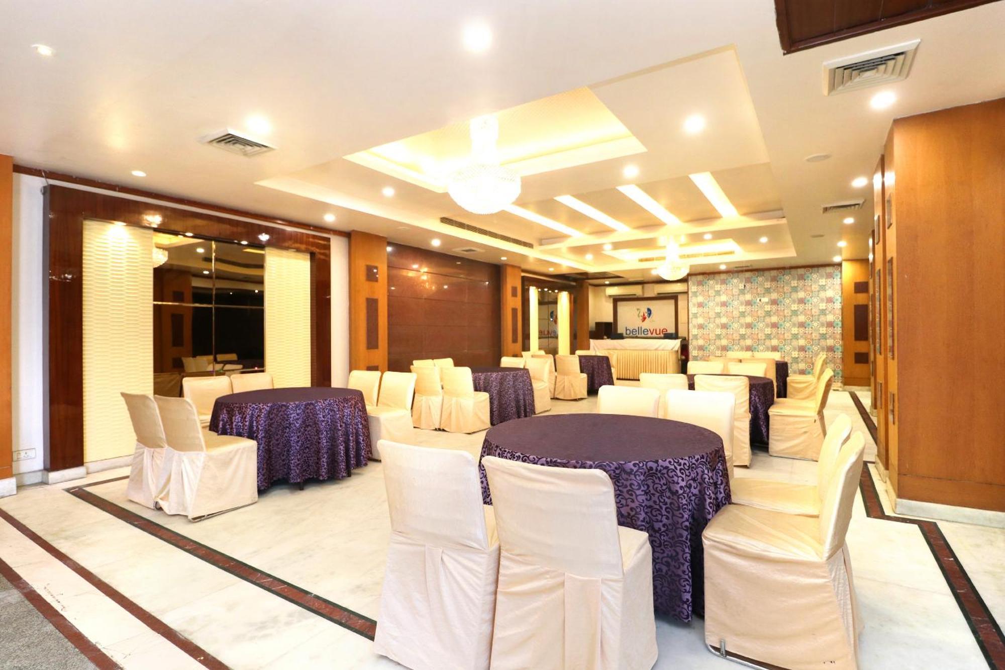 Hotel Leela Grande Karnal Bagian luar foto